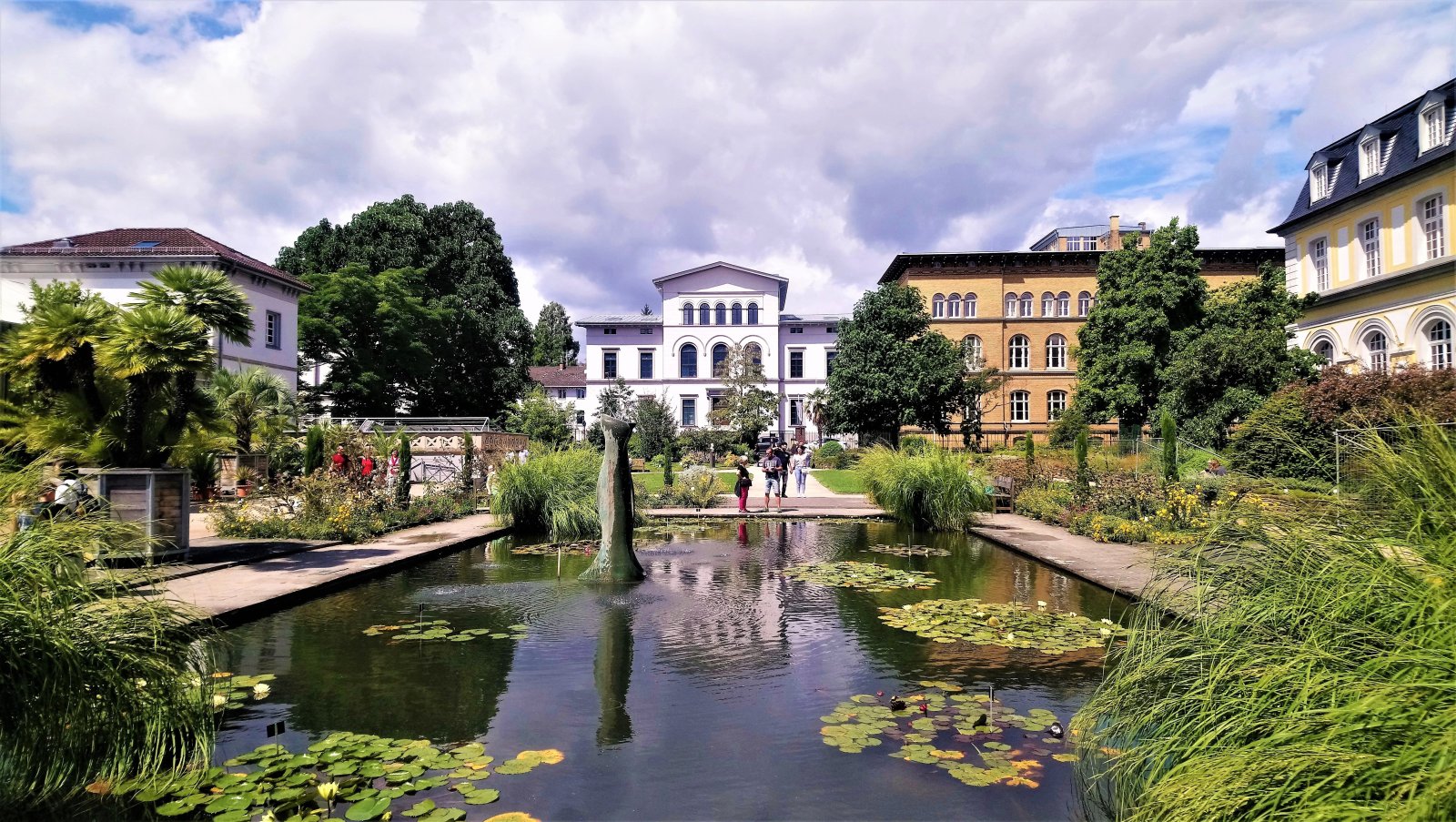 Bonn - Botanical Garden 37.JPG