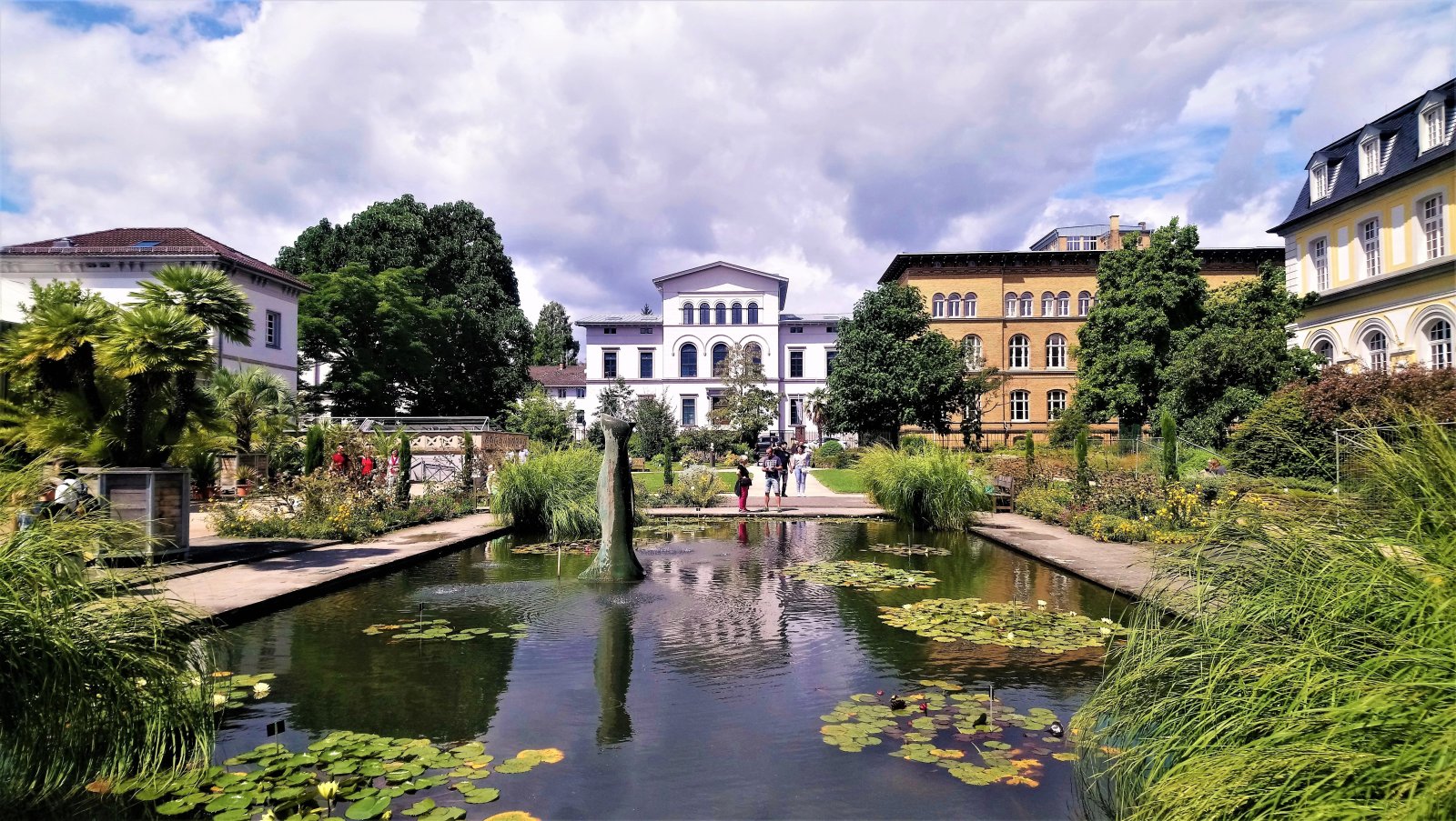 Bonn - Botanical Garden 37.JPG