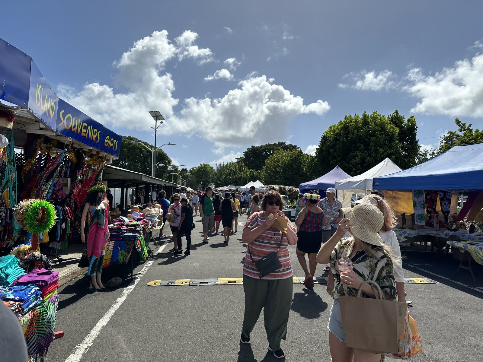 147b. Punanga Nui Market 2.JPG