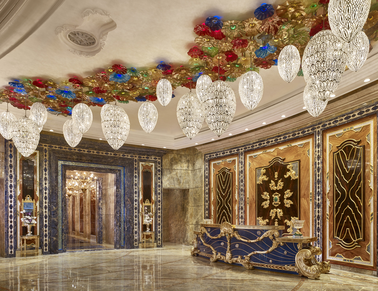 The-Reverie-Saigon-1F-Lobby-I-2-1-1.jpg