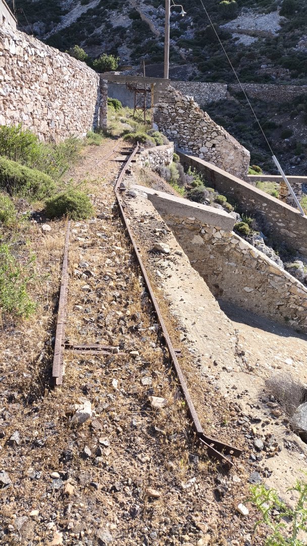 114.jpg
