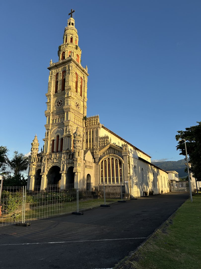 53. Eglise Ste Anne.JPG