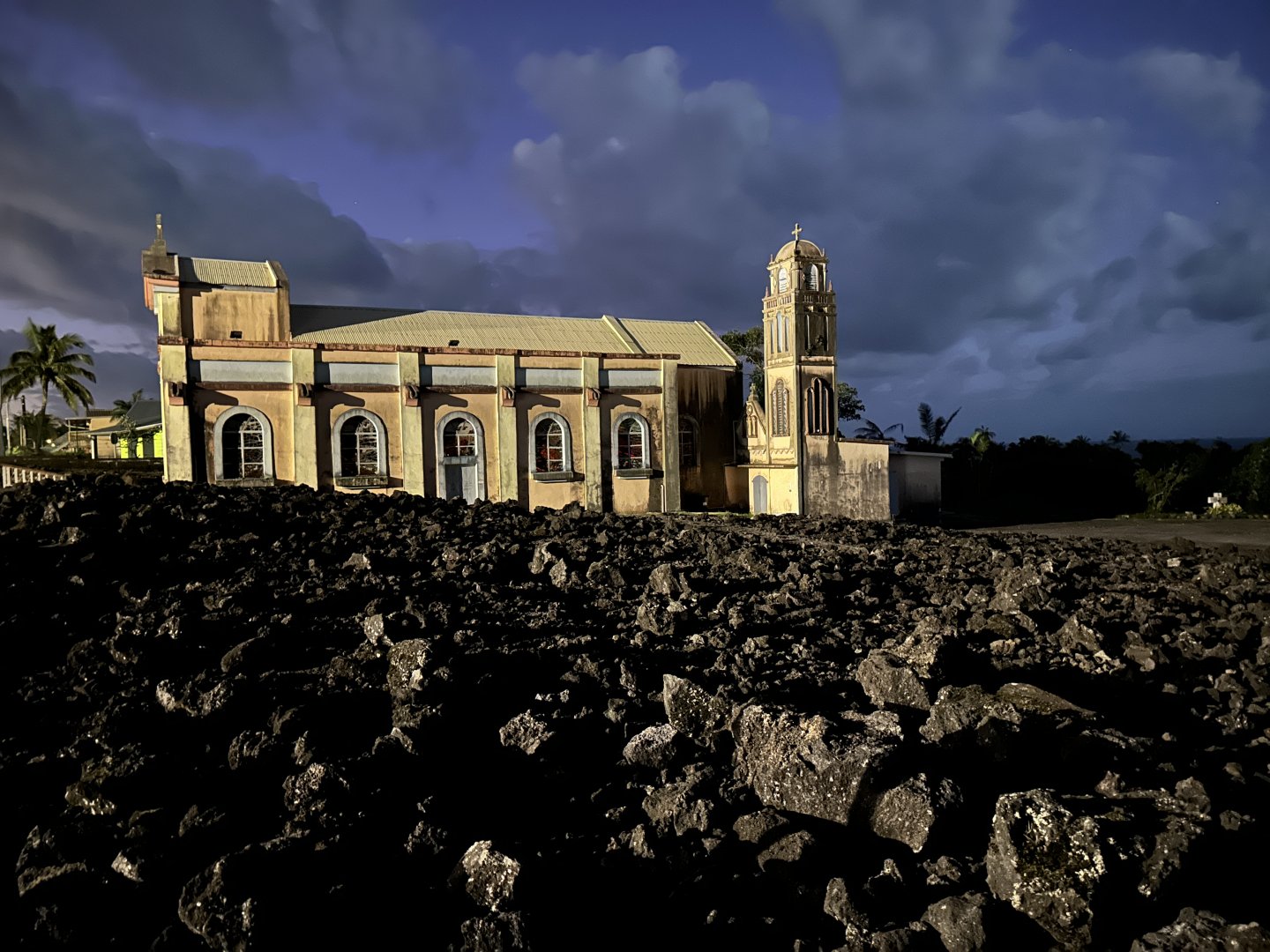 56c. Notre-Dame des Laves 3.JPG