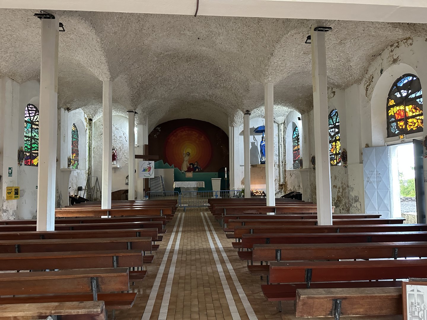 63e. Notre-Dame des Laves - Εσωτερικό 1.JPG