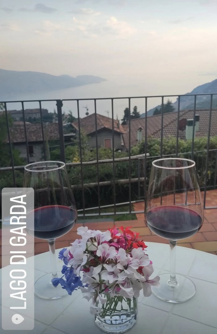 wine.jpg