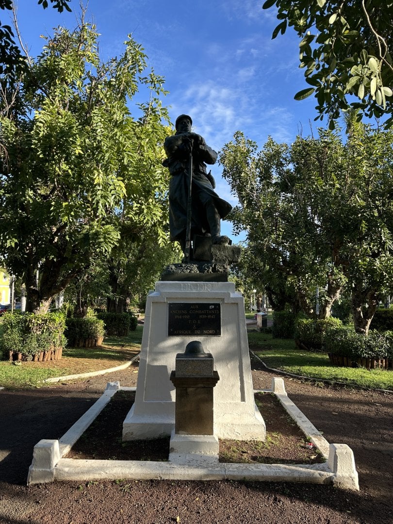 177c. Μνημείο.JPG