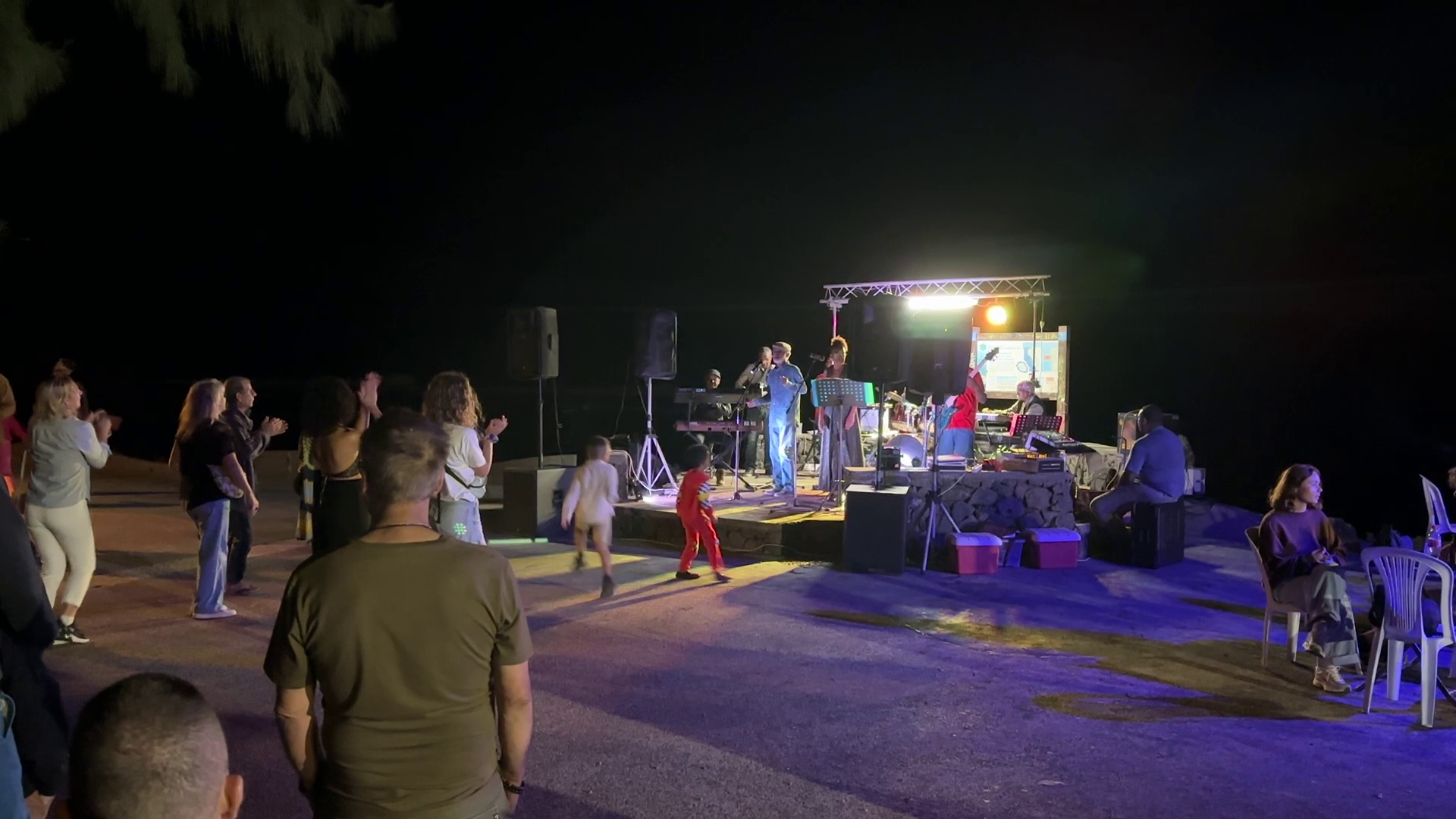 193d. Μπάντες 4.png