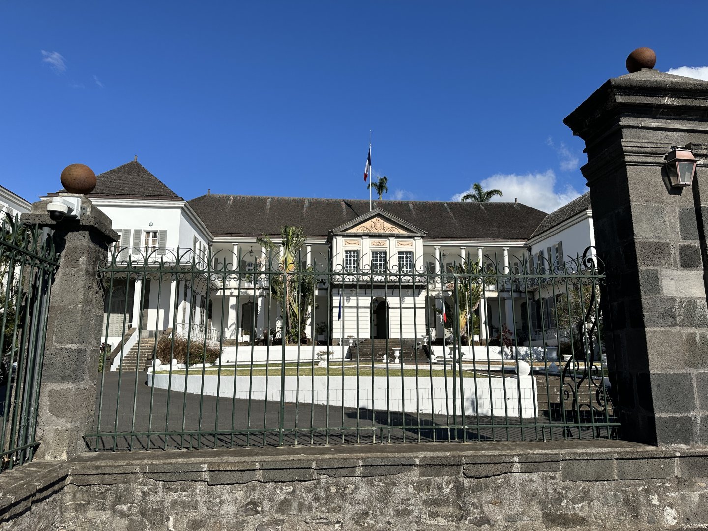 198. Περιφέρεια.JPG