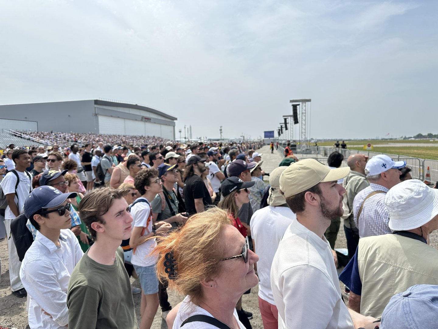 220b. Κόσμος 2.JPG