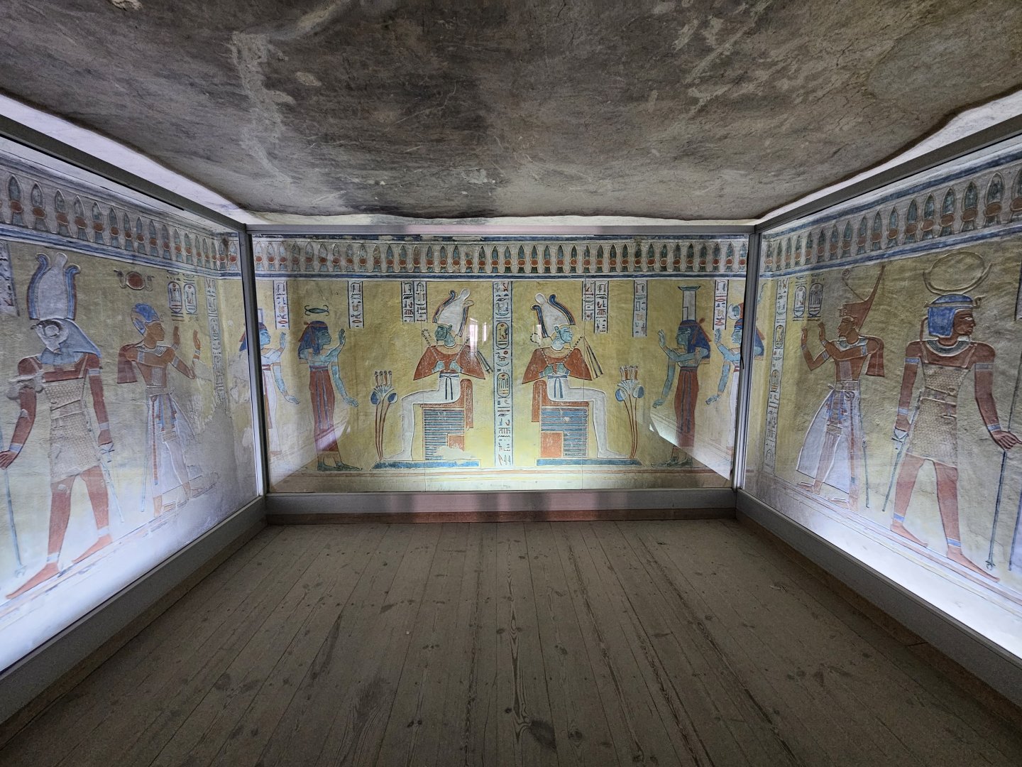 4.QV Tomb of Chamuas.jpg