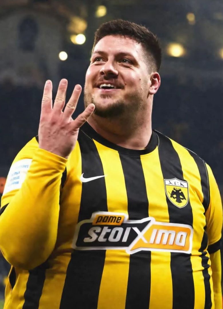 λουκα γιοβιτς.jpg