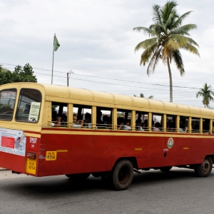 ΚΤΕΛ στο δρόμο προς Munnar, Kerala