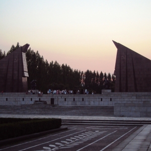 Παρκο Treptower (Κομματι μνημειου απο την Αντιφασιστικη Νικη)