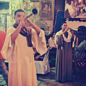 Η μουσικη σε παρασερνει και θες να χορεψεις μαζι με ολους τους Αιγυπτιους το τελος του ραμαζανιου.