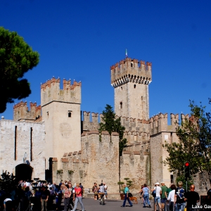 Garda lake,Sirmione castle