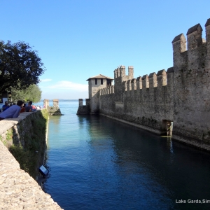 Garda lake,Sirmione castle