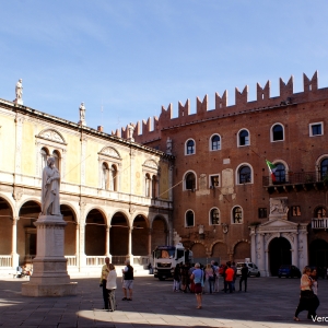 Verona,Piazza di Spignolli