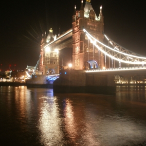 LONDON - TOWER BRIDGE