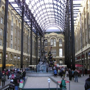 Hay's Galleria