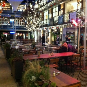 Kingly Court