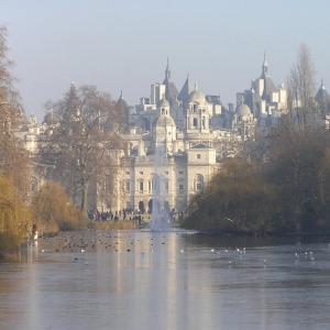 St. James's Park - Household Cavalry Museum