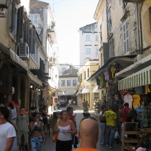 Πόλη