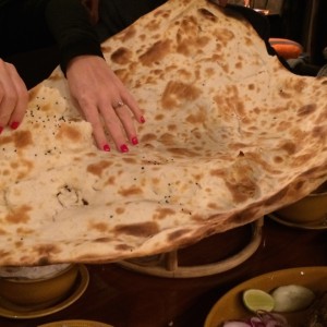 Το διάσημο και νοστιμότατο Bukhara naan