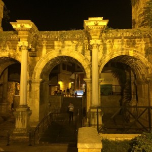 Πύλη του Αδριανού, παλιά πόλη Αττάλειας