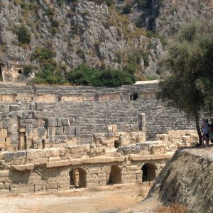 Το αρχαίο θέατρο στα Μύρα της Λυκίας
