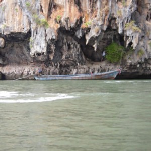 JAMES BOND ISLAND