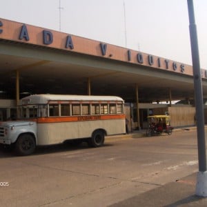 ΑΜΑΖΟΝΙΟΣ Αεροδρόμιο ΙΚΙΤΟΣ  Το ξύλινο λεωφορείο μας
