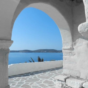 Paros