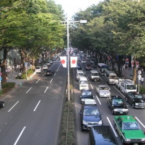 H χλιδάτη λεωφόρος Omote-Sando...Για ακριβά ψώνια πέρα από τη Ginza.