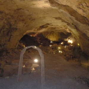 caverns_route66_640x480