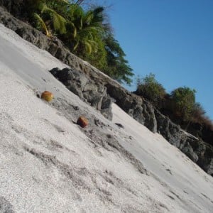 Montezuma's_beach
