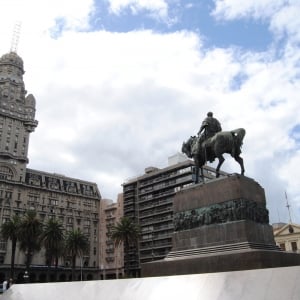 Plazza Indepenencia,Montevideo