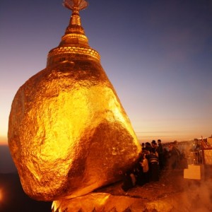 Golden Rock στο Κyaiktiyo