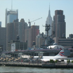 Intrepid, BA Concorde kai Empire State Build.