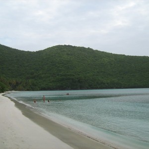 Θάλασσα γυαλί στη Maho Bay