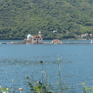Νησάκι στον κόλπο του Kotor