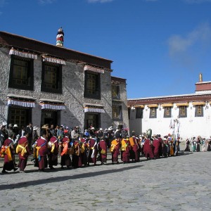 Samye monastery η γιορτή της συγκομιδής