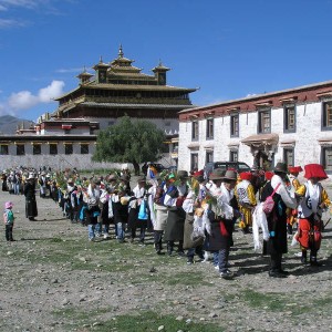 Samye monastery η γιορτή της συγκομιδής