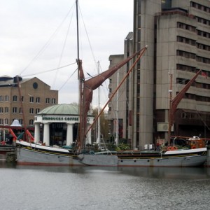 P1284739