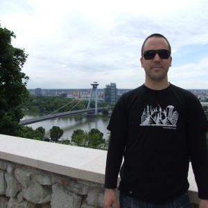 Εγώ με φόντο το Δούναβη, στη Μπρατισλάβα (Σλοβακία)