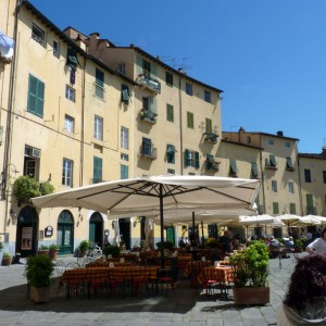 Lucca - Piazza dell'Anfiteatro