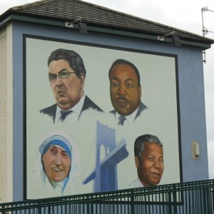 Derry -A tribute to John Hume mural