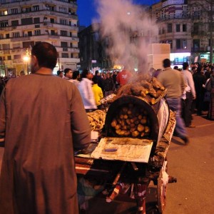 Στην πλατεία Ταχρίρ 3