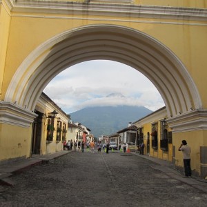 Antigua, volcano pacaya