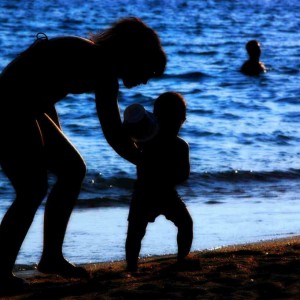 Παίζοντας στα νερά της Νάξου