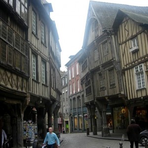 Dinan